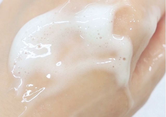 嘉娜宝保湿滋润全身身体乳,保湿粉底霜嘉娜宝