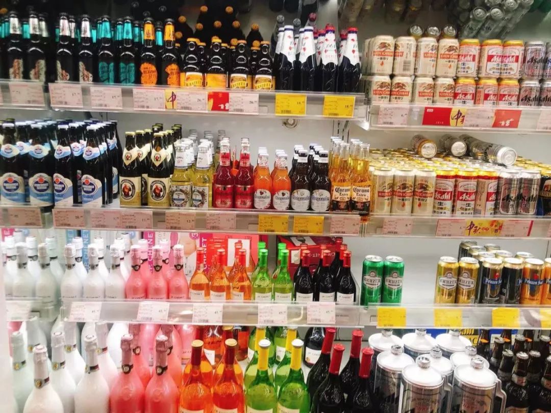 青岛超市卖的东西,中秋超市买东西的图片