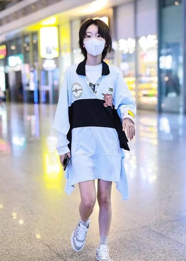 四款专属秋冬的慵懒发型,秋冬新款慵懒风宽松温柔