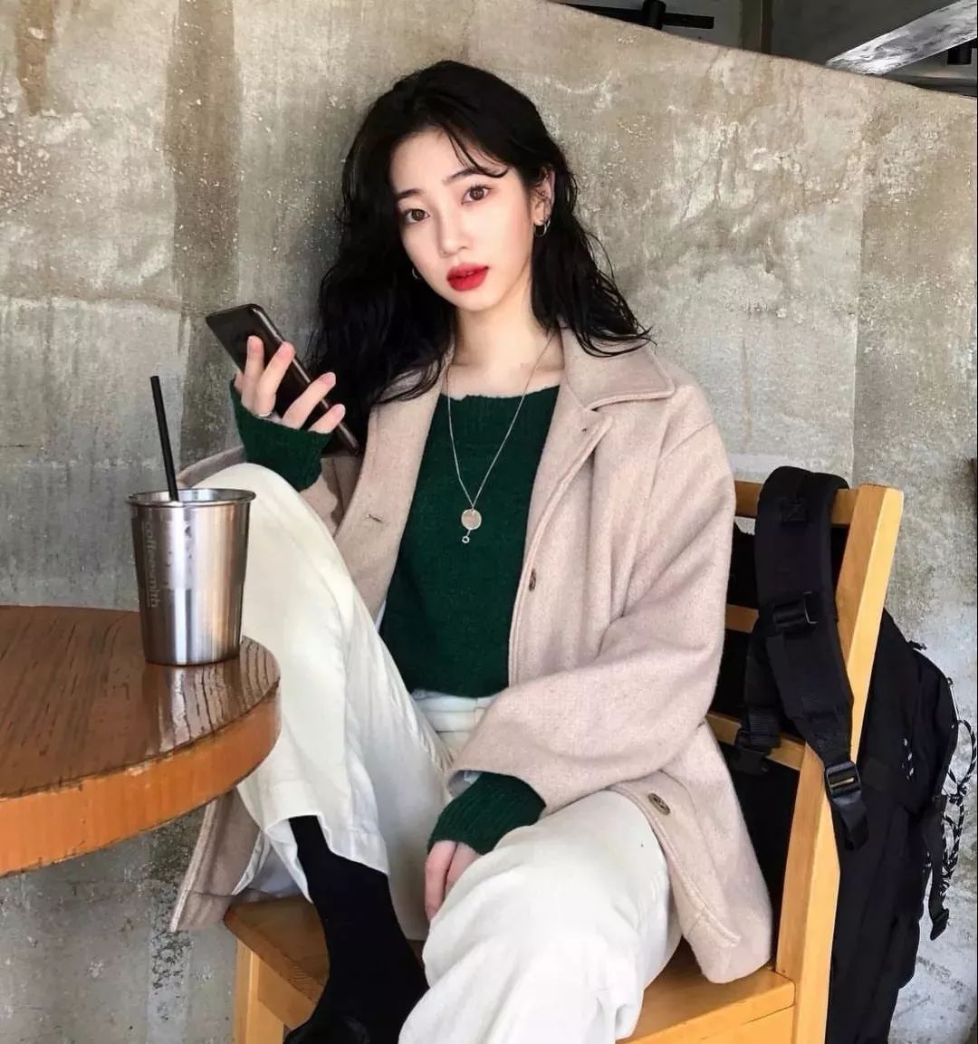 四款专属秋冬的慵懒发型,秋冬新款慵懒风宽松温柔