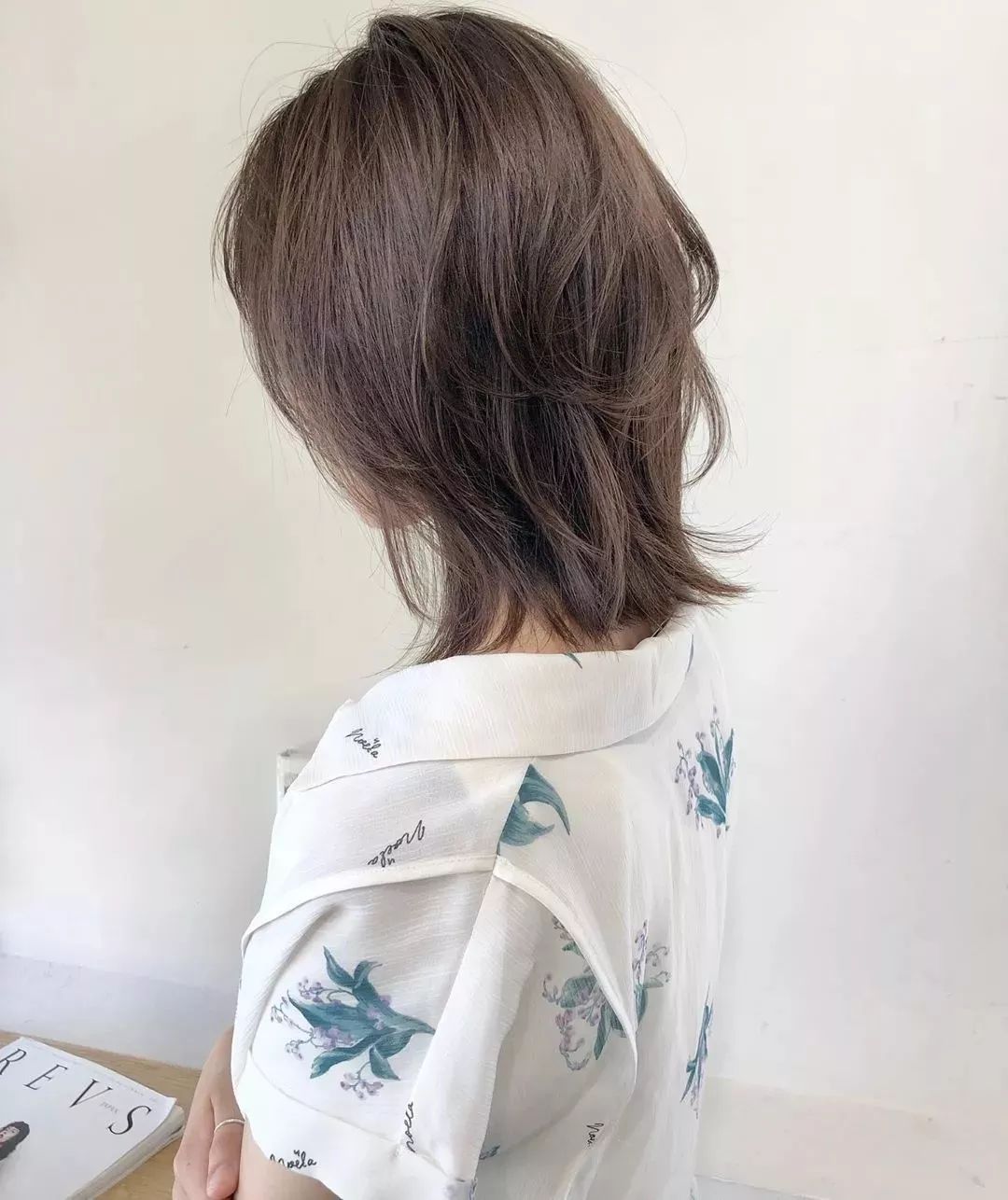 四款专属秋冬的慵懒发型,秋冬新款慵懒风宽松温柔