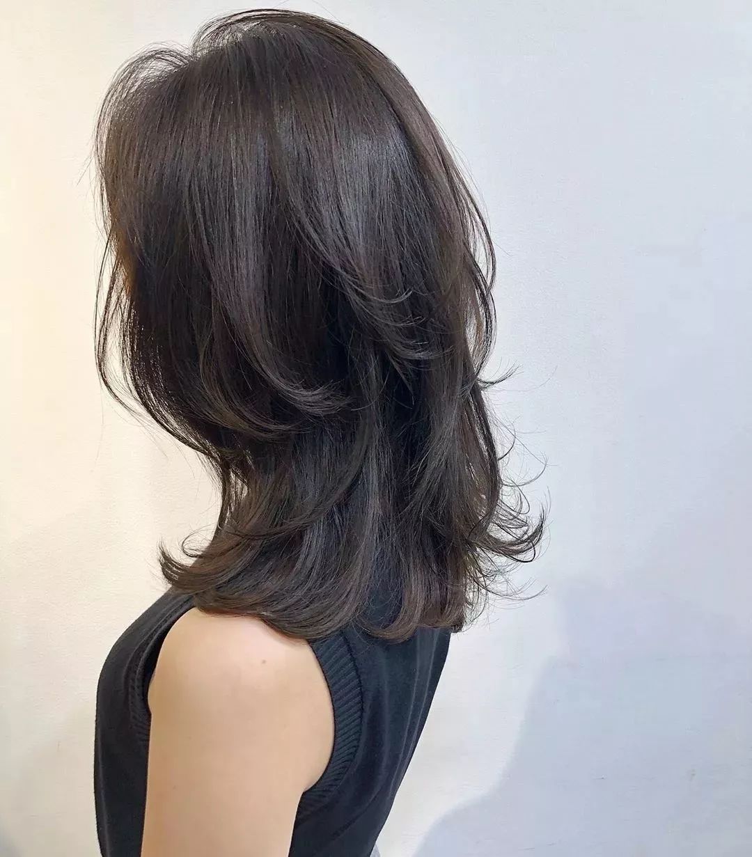 四款专属秋冬的慵懒发型,秋冬新款慵懒风宽松温柔