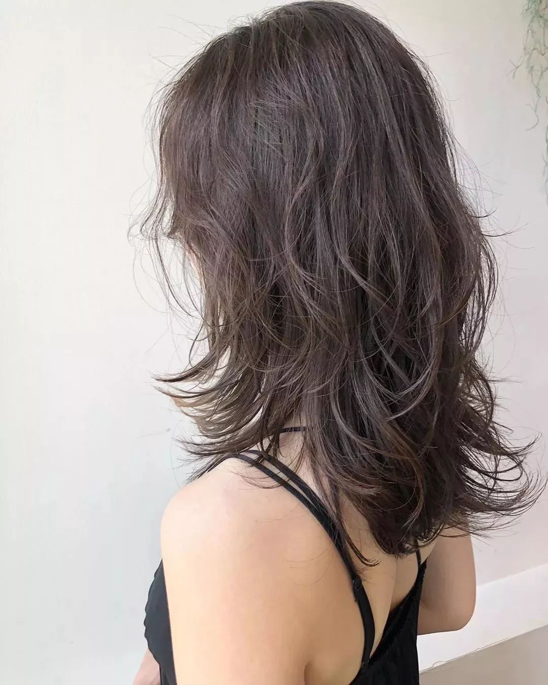 四款专属秋冬的慵懒发型,秋冬新款慵懒风宽松温柔