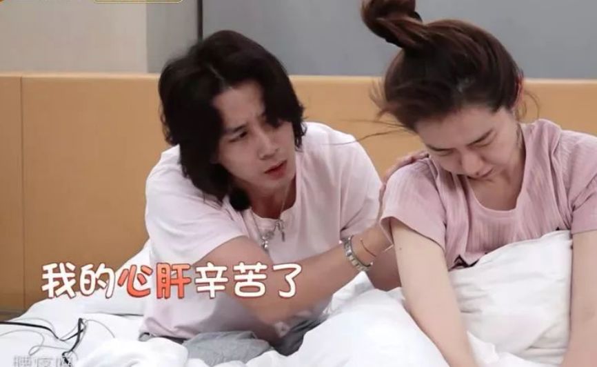 真人秀遇生理期也能撒狗粮，“多喝热水”竟成送命答案