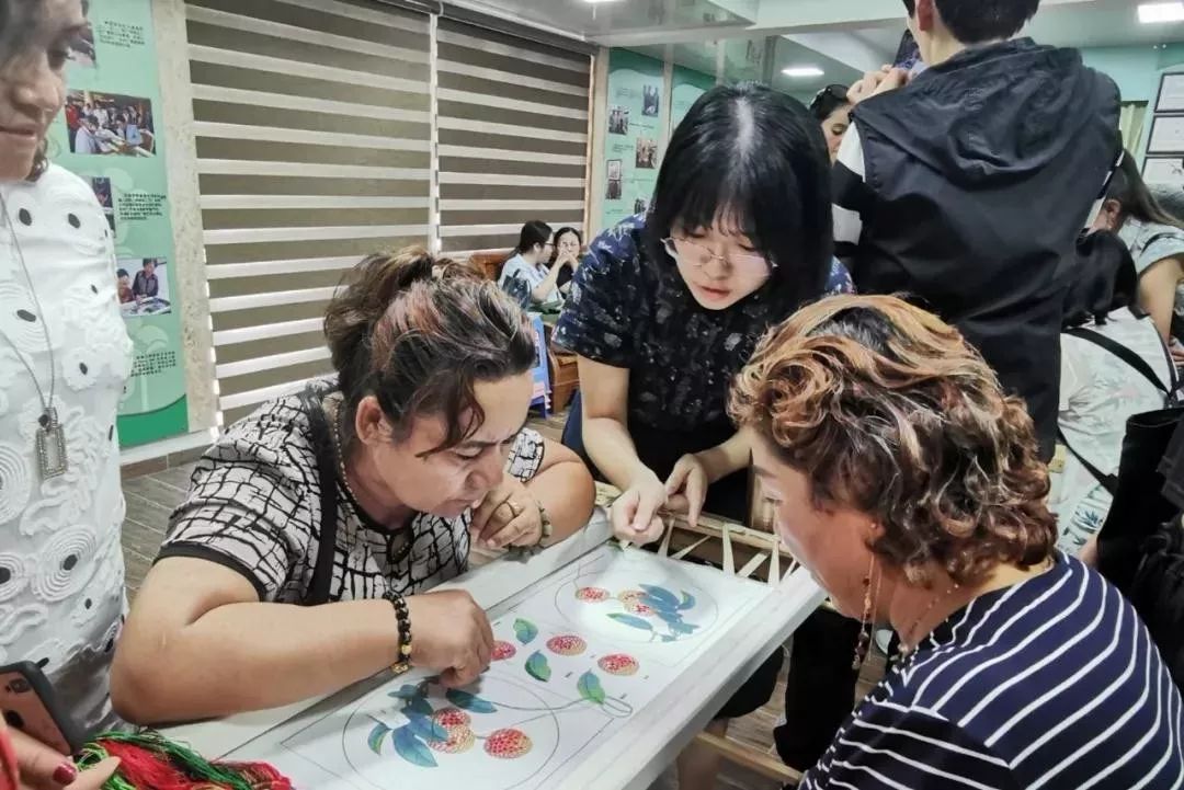 观点丨当“非遗”遇见时尚，这样的潮流你爱了吗?