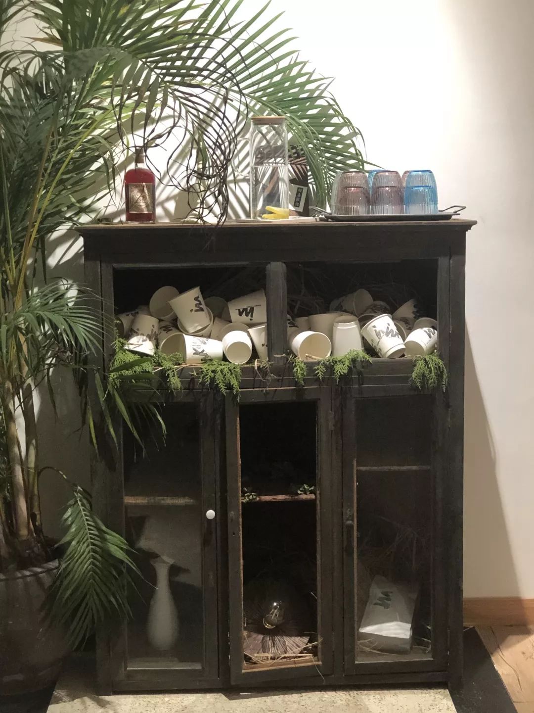 汕头|闹市取静,院子里飘出来虹吸的咖啡香气