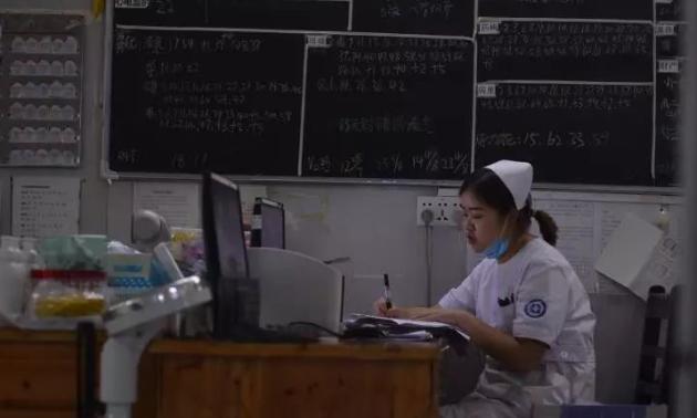 当你觉得上班很累的时候，不妨看看这些