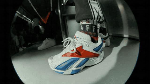 年轻人是不是不要玩游戏,年轻人不要老想着耍