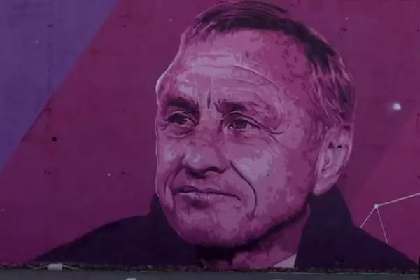 足坛上那些师徒感人瞬间,师恩难忘的典故