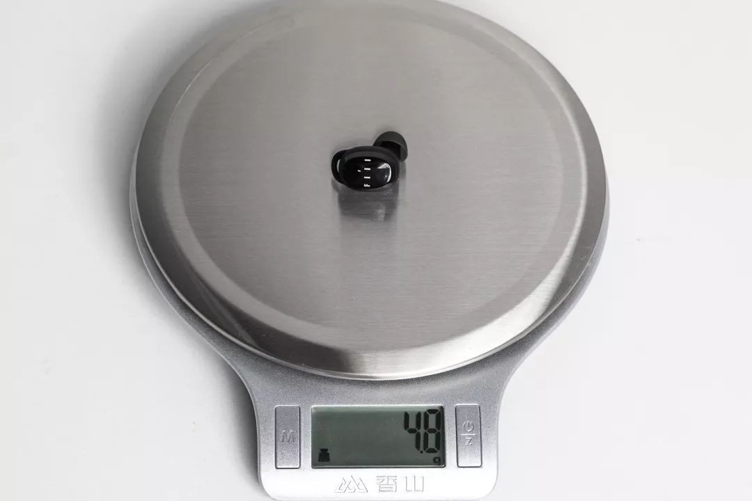 汪峰头戴式蓝牙耳机推荐,汪峰花了多少钱