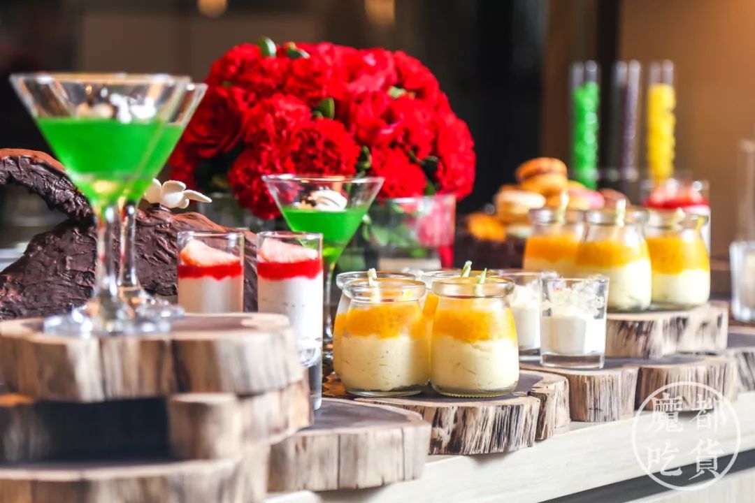 广州酒店大螃蟹帝王蟹,五星级酒店怎么吃大闸蟹