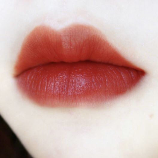 iu的口红色号,iu同款口红