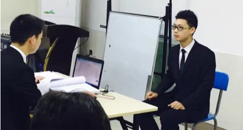 面试车加一笔什么字,面试官逼加一笔是什么字