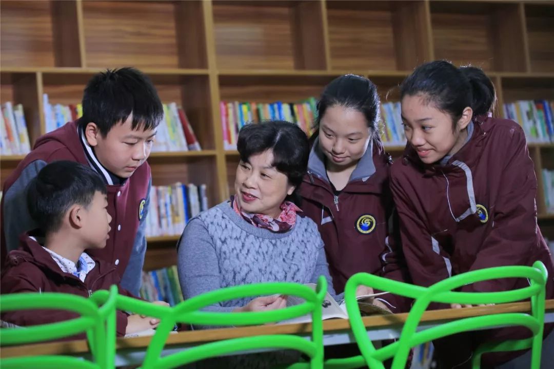 教师节特辑与你同行,我眼中的您教师节特辑