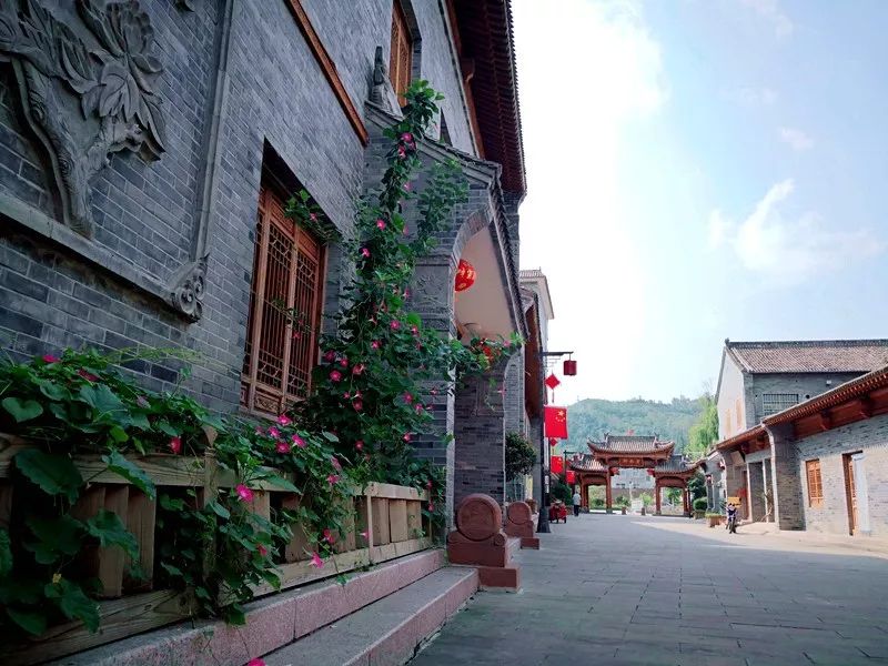 甘肃两当县旅游攻略,甘肃陇南两当旅游攻略