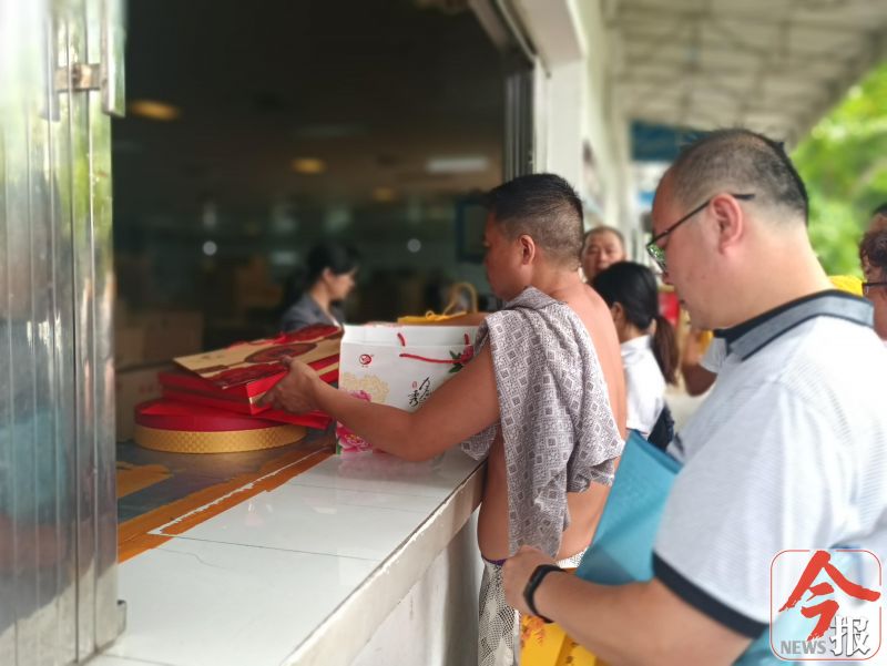 柳州饭店月饼有卡券无货怎么办,柳州饭店月饼不合格