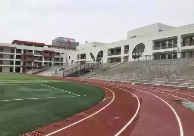 成都各区新投入使用小学大PK，到底谁才是成都新晋网红学校？（内含划片范围）