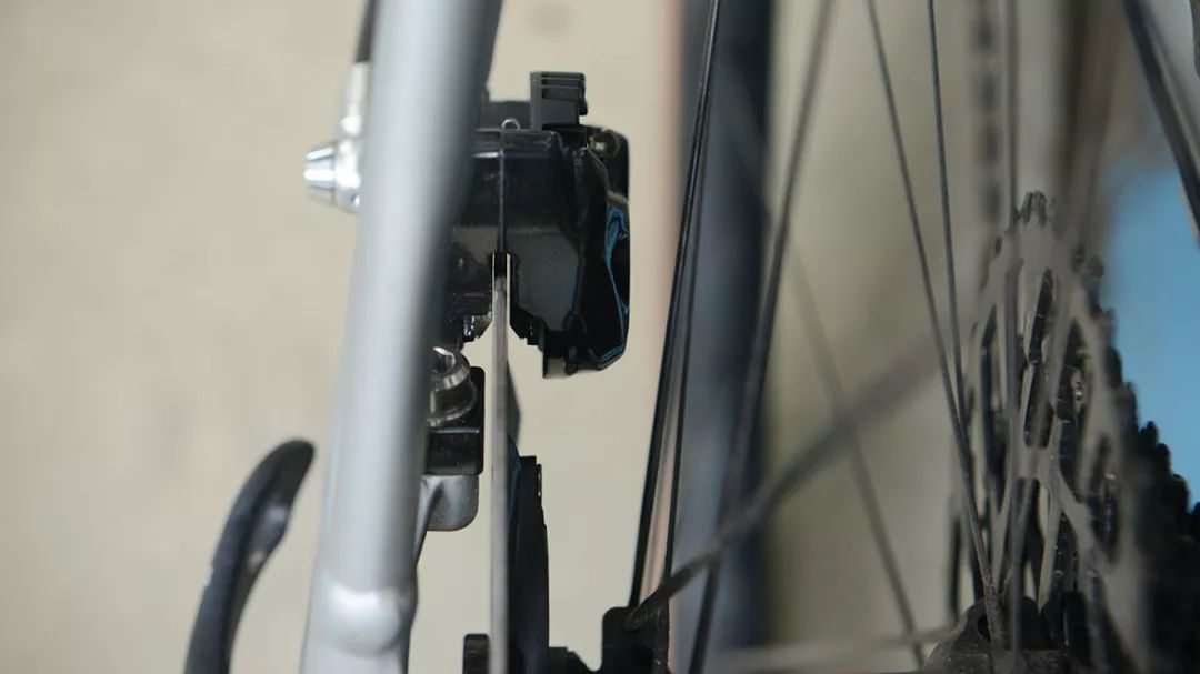 3.0鼓刹改碟刹教程全过程,圈刹和碟刹的拆轮方法