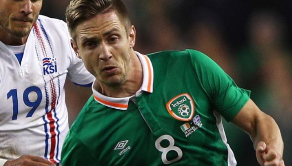 青少年头球对身体有影响没,8岁小孩护球训练