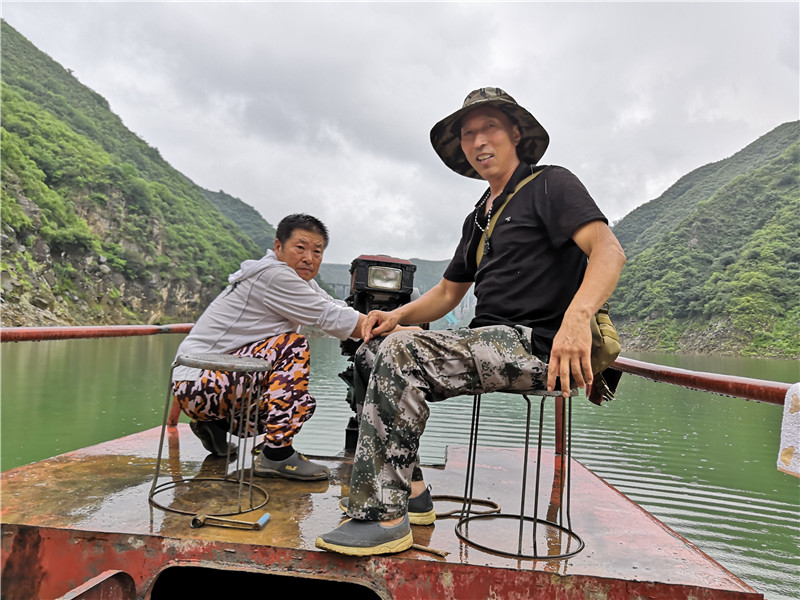 左手大鲤右手大翘我的鱼获超给力