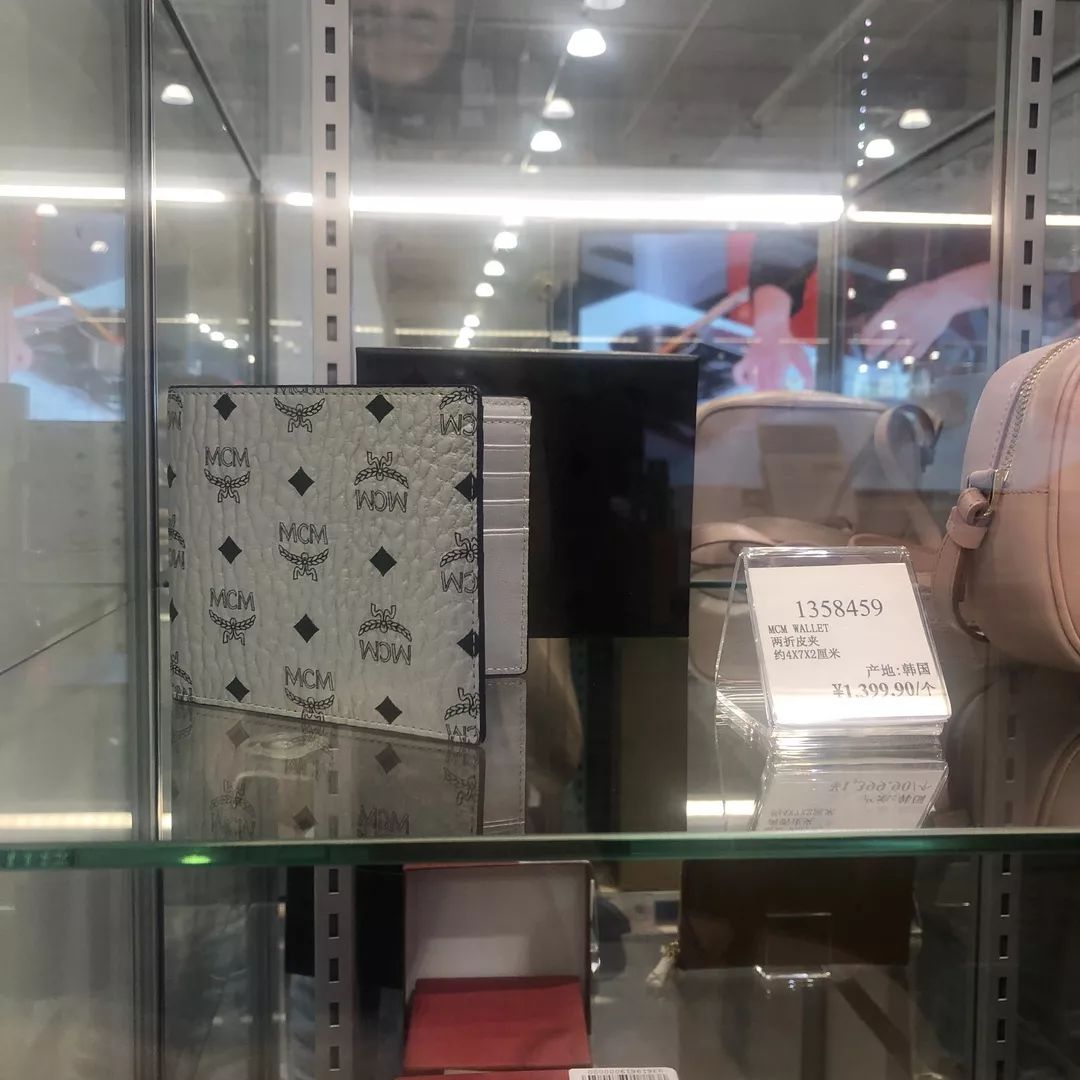 costco鐨勫寘,costco瓒呭競濂緢鍝佸寘