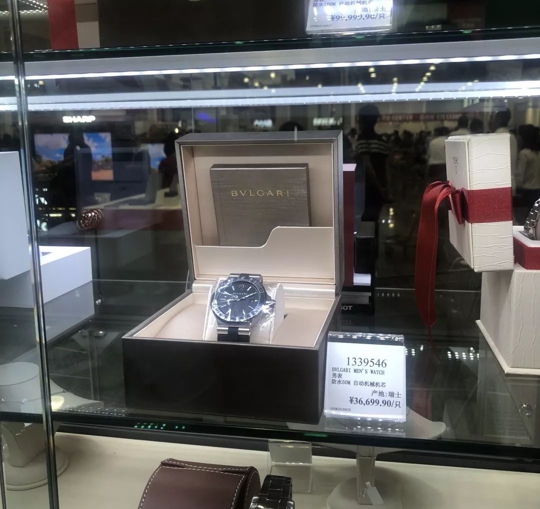 costco鐨勫寘,costco瓒呭競濂緢鍝佸寘