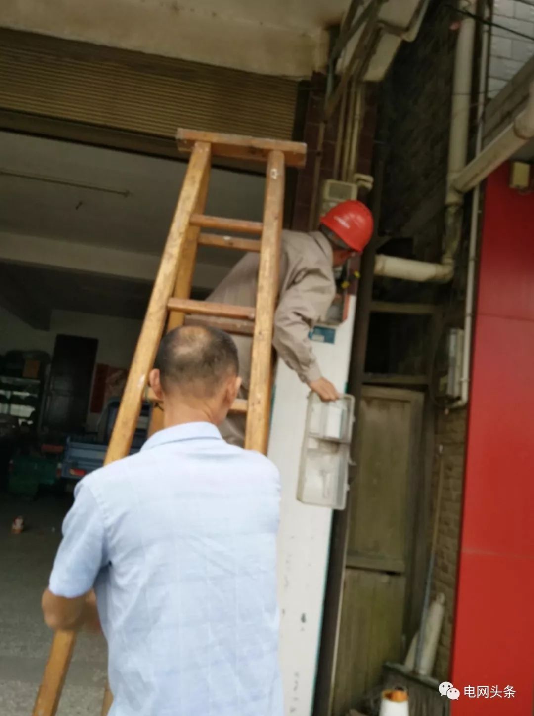 夸奖电力一线职工,表扬电力员工的句子