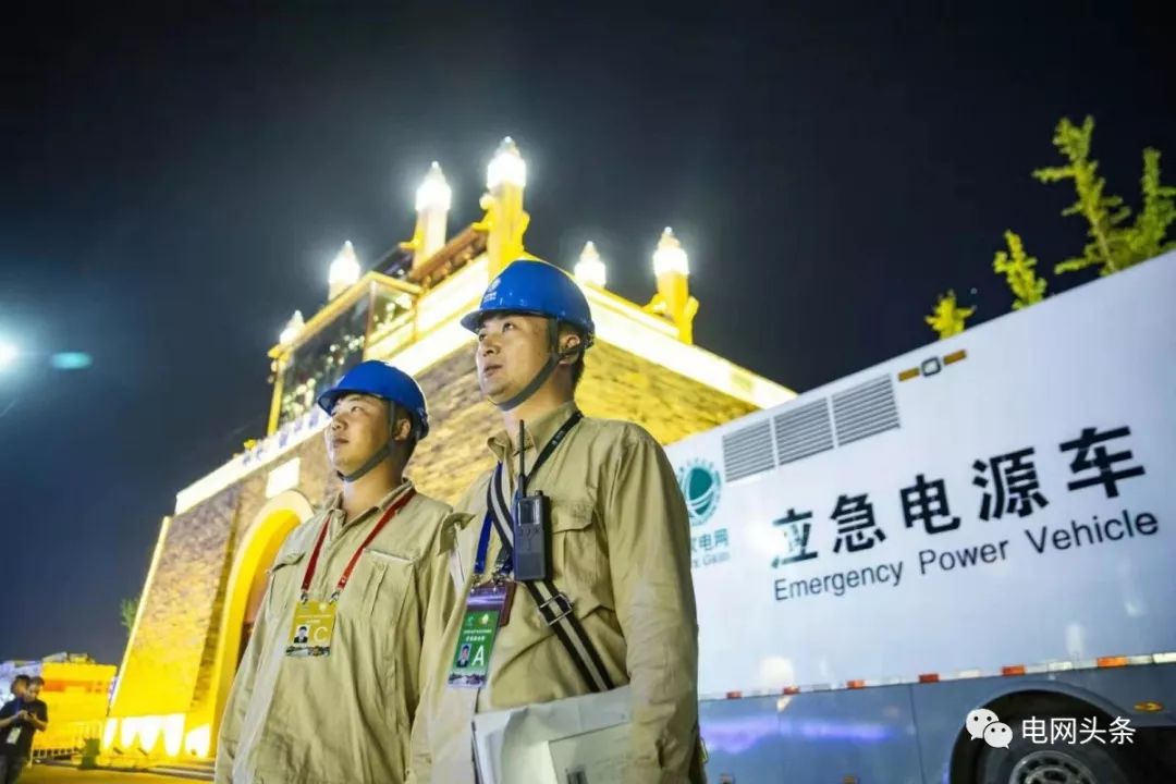 夸奖电力一线职工,表扬电力员工的句子