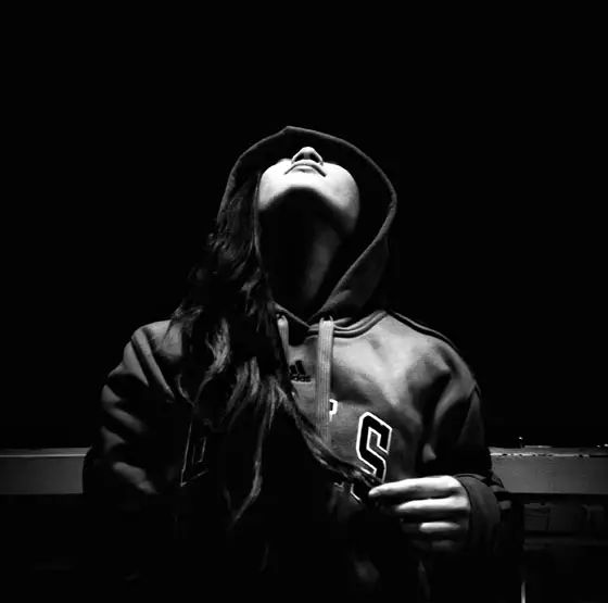 苹果手机夜间拍照如何清晰,红米手机夜间拍照怎么打开闪光灯