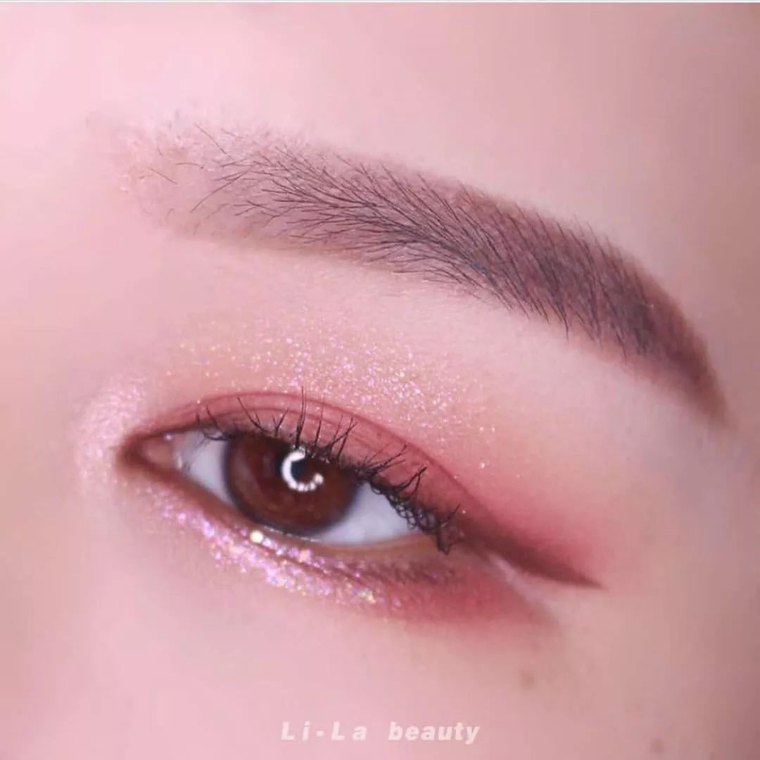 韩系彩妆缺点分析,亚洲四大化妆邪术