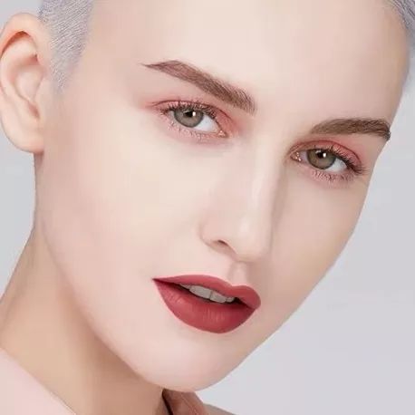 韩系彩妆缺点分析,亚洲四大化妆邪术