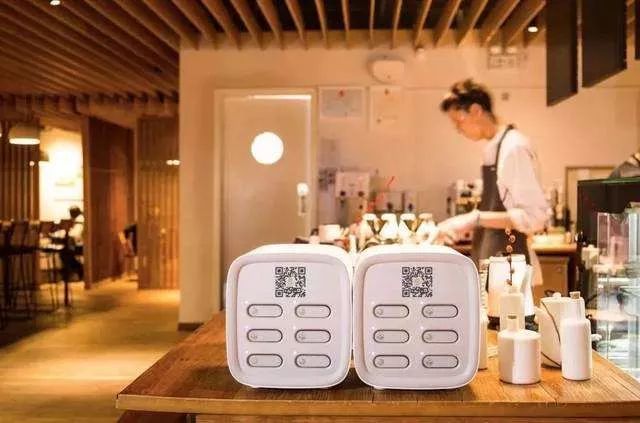 共享充电宝这两年：真香、逆袭和涨价