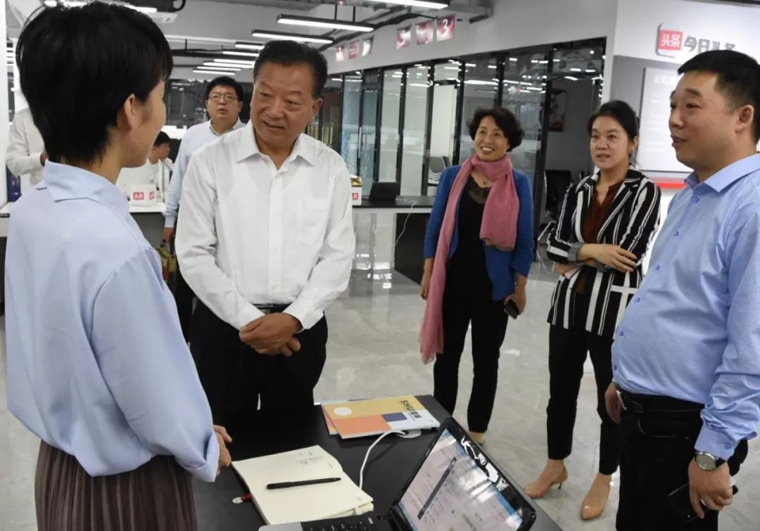 正在加载！海南检察服务保障民营经济健康发展“升级版”