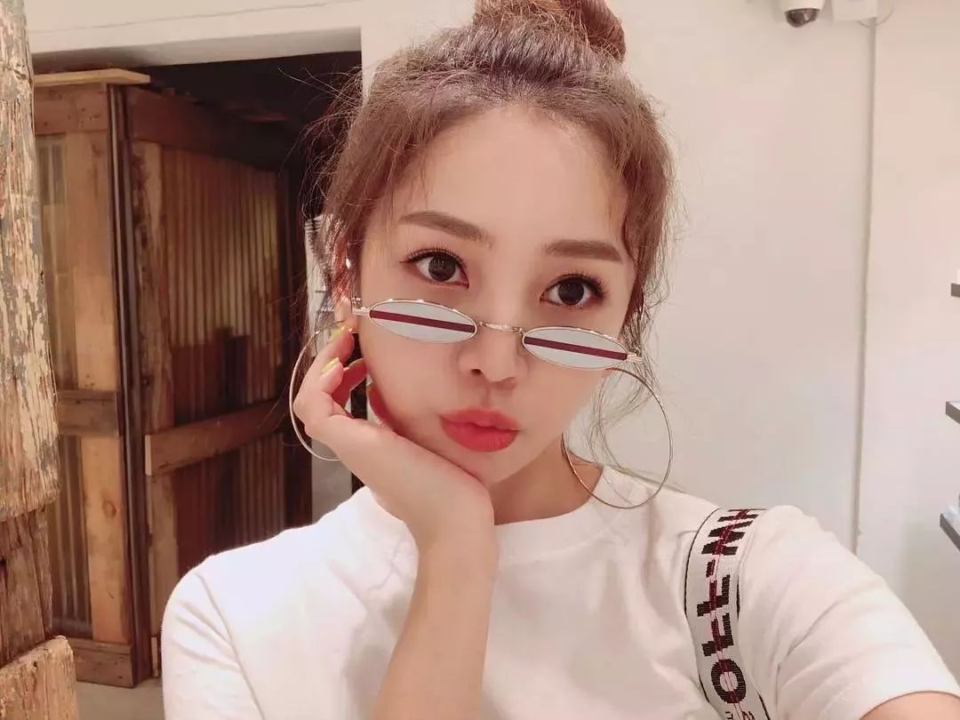 angelababy朝镜头走过来原视频ins,insangelababy