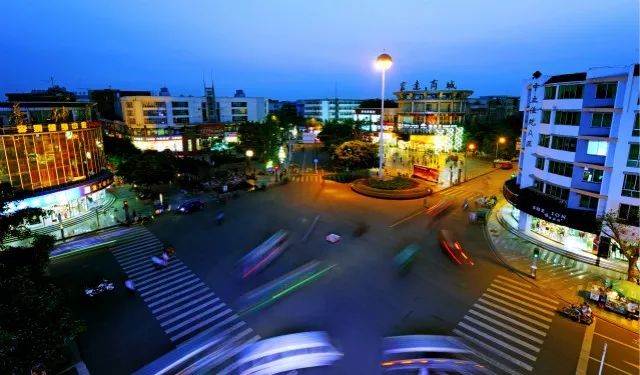 什邡,我想和你谈一辈子恋爱