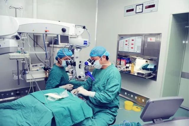 什邡,我想和你谈一辈子恋爱