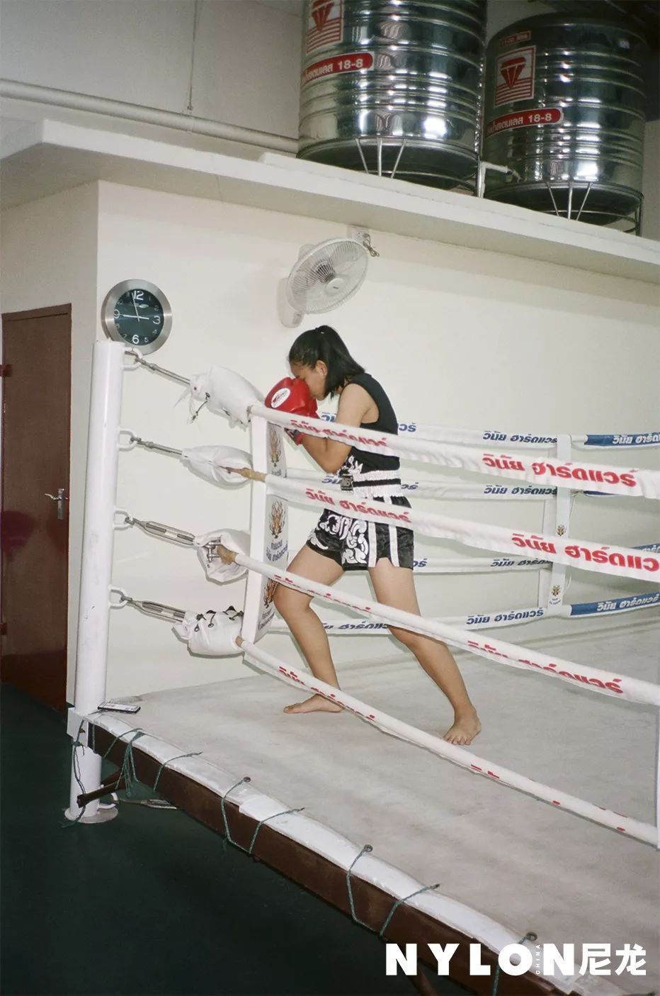 泰拳女人能打吗,女的能打泰拳吗