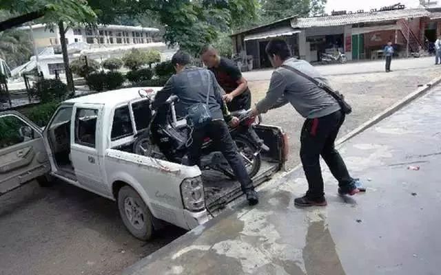 10万摩托车盗抢险多少钱,啥车能投保货物险