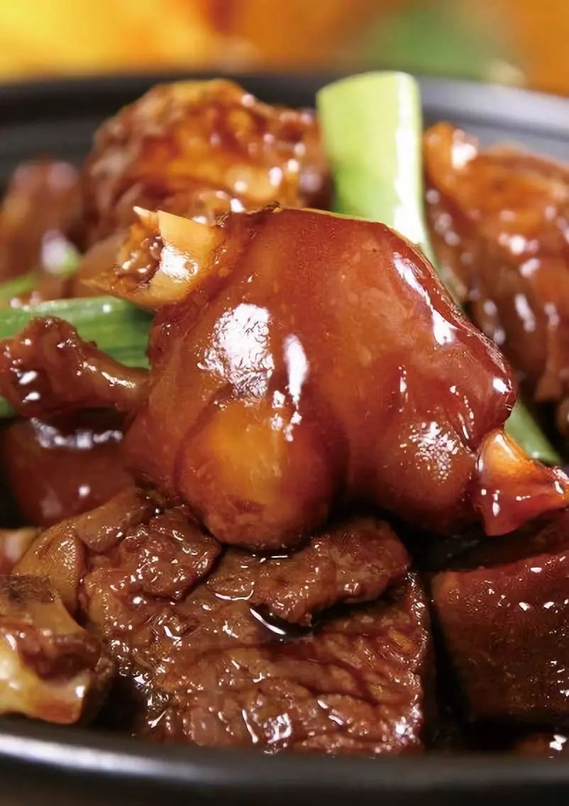 限时七天！上海宁一定要赶紧收下这波来自泰州靖江的美食暴击，来吸一口会跳舞的蟹黄汤包！鲜入心扉