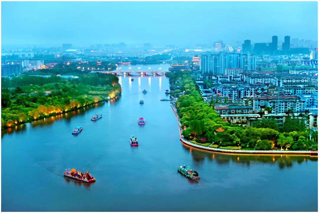 限时七天！上海宁一定要赶紧收下这波来自泰州靖江的美食暴击，来吸一口会跳舞的蟹黄汤包！鲜入心扉