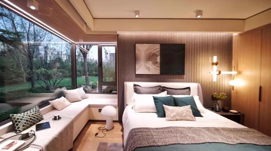 台湖东望和台湖金茂悦,质造和南威哪个好