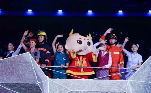 李连杰全国武术大会,全国第一届武术大赛李连杰