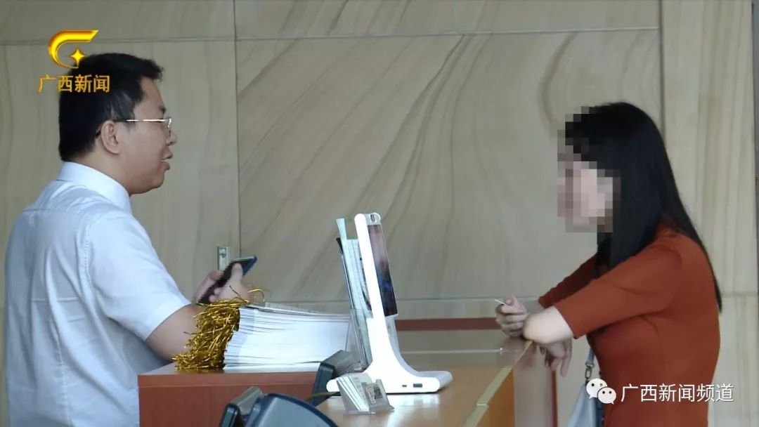 女子称入住酒店深夜遭陌生男闯入,女子独自入住酒店凌晨3点被惊醒