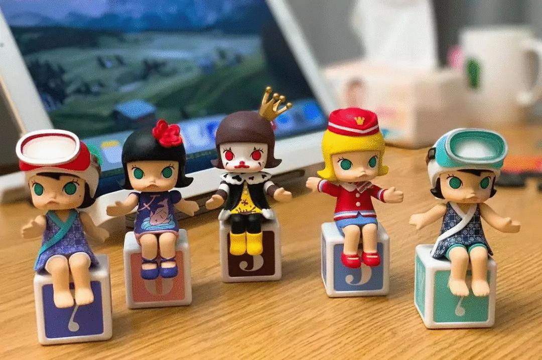 盲盒为何会让年轻人上瘾,比炒鞋还火的盲盒