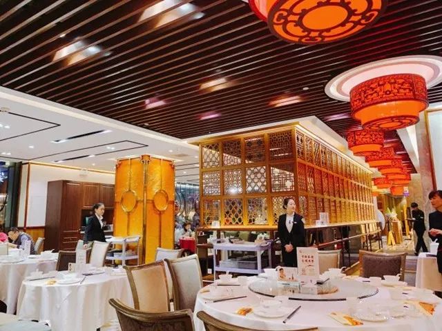 攻略来了！当上海人拿起醋和姜丝，全城的大闸蟹都充满了忧伤…