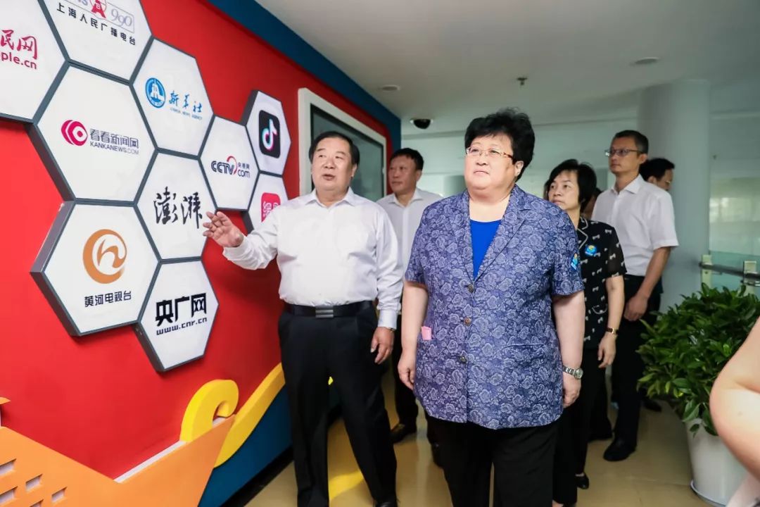 宝山融媒体中心怎么下载,宝山融媒