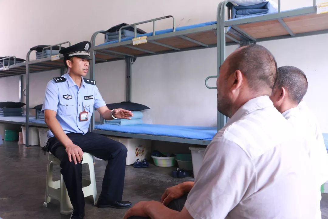 犯人进监狱哪个岗位最轻松,罪犯进监狱第一天会经历什么