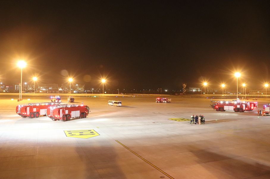 大兴机场机库着火,首都机场飞机着火原因