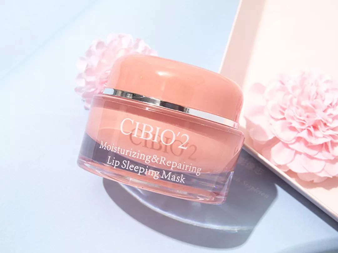 麻范儿好物|10秒卖出4万瓶！明星网红纷纷推荐，没有它，涂再好的口红也没用