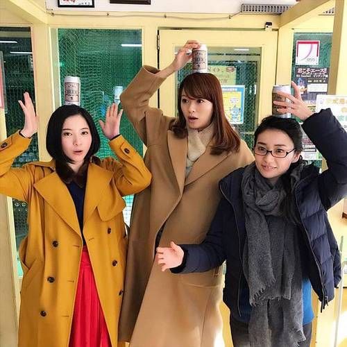 这款被日本影视剧和时尚杂志偏爱了几十年的单品，到底有哪里好？